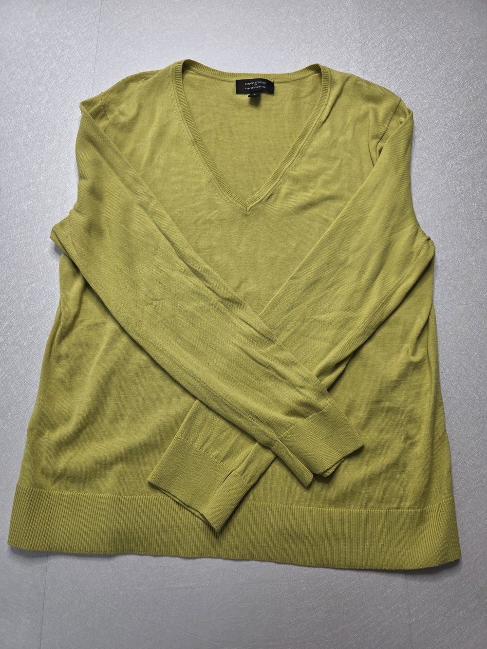 Banana Republic Forever V-Neck Sweater, Chartreuse, size L